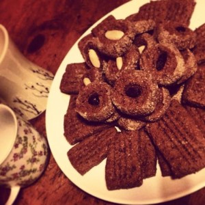 Biscotti cacao e spezie